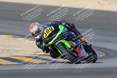 media/Dec-18-2022-SoCal Trackdays (Sun) [[8099a50955]]/Turn 10 (140pm)/